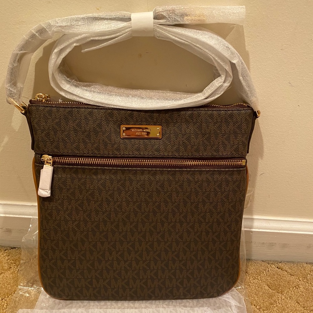 Michael Kors crossbody